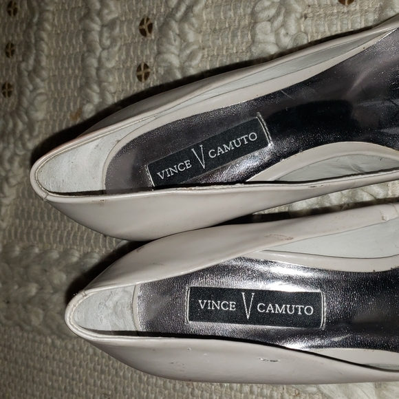 Vince Camuto Gray leather heels shoes size 8.5 - Picture 6 of 12